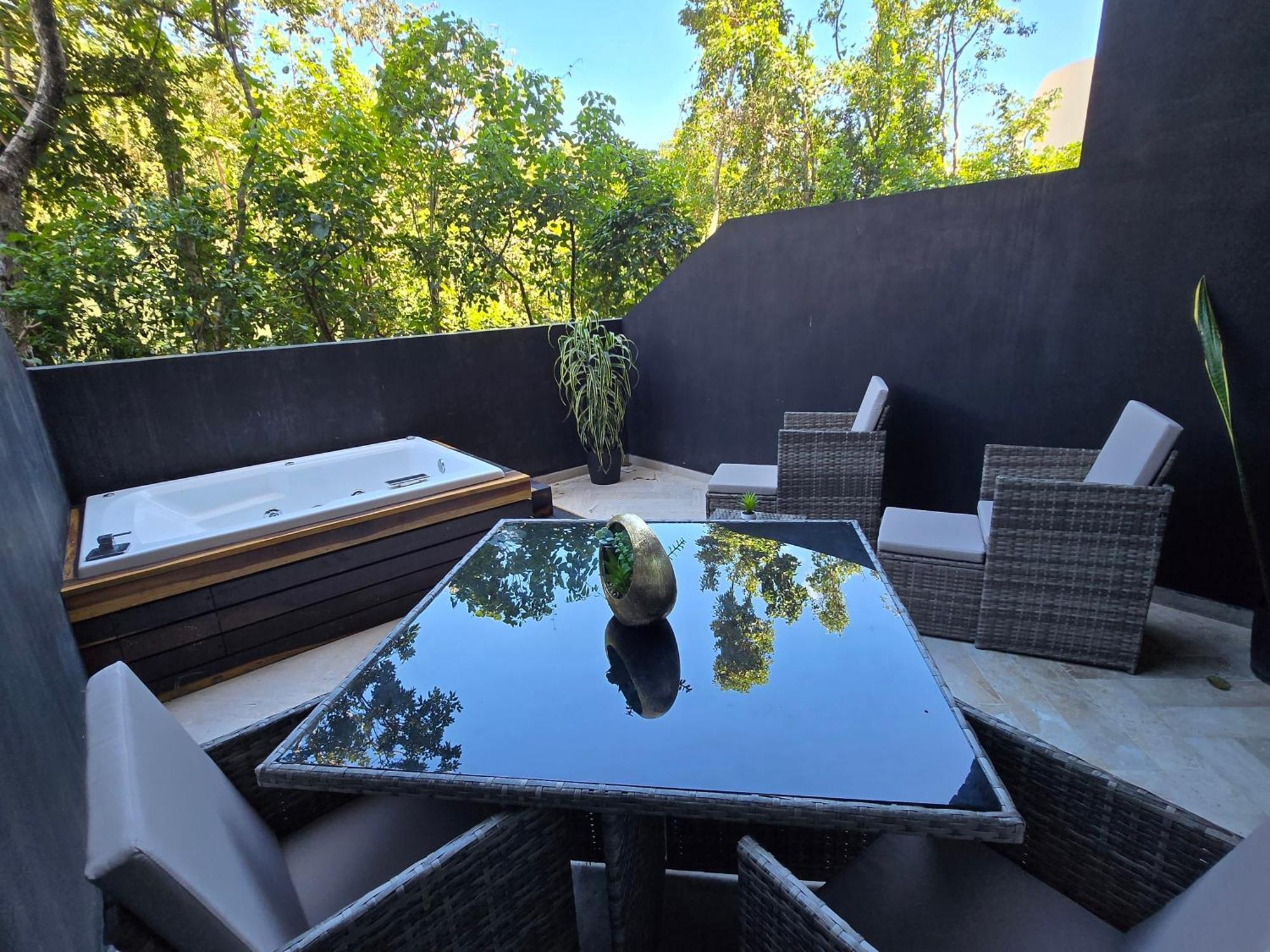 With Private Jacuzzi And Club Apartment Tulum